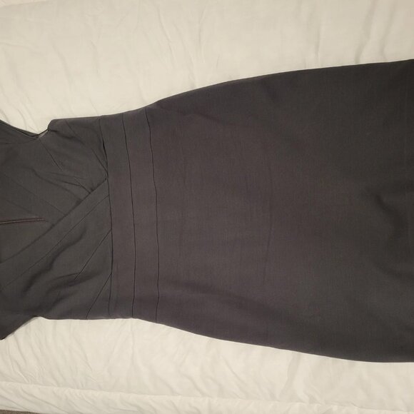 Cassis Gray Sleeveless V Neck Crossover Midi Dress Size 14 - Picture 5 of 10
